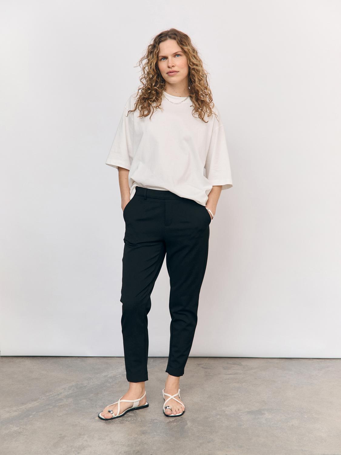Lisa Slim Pant - Svart