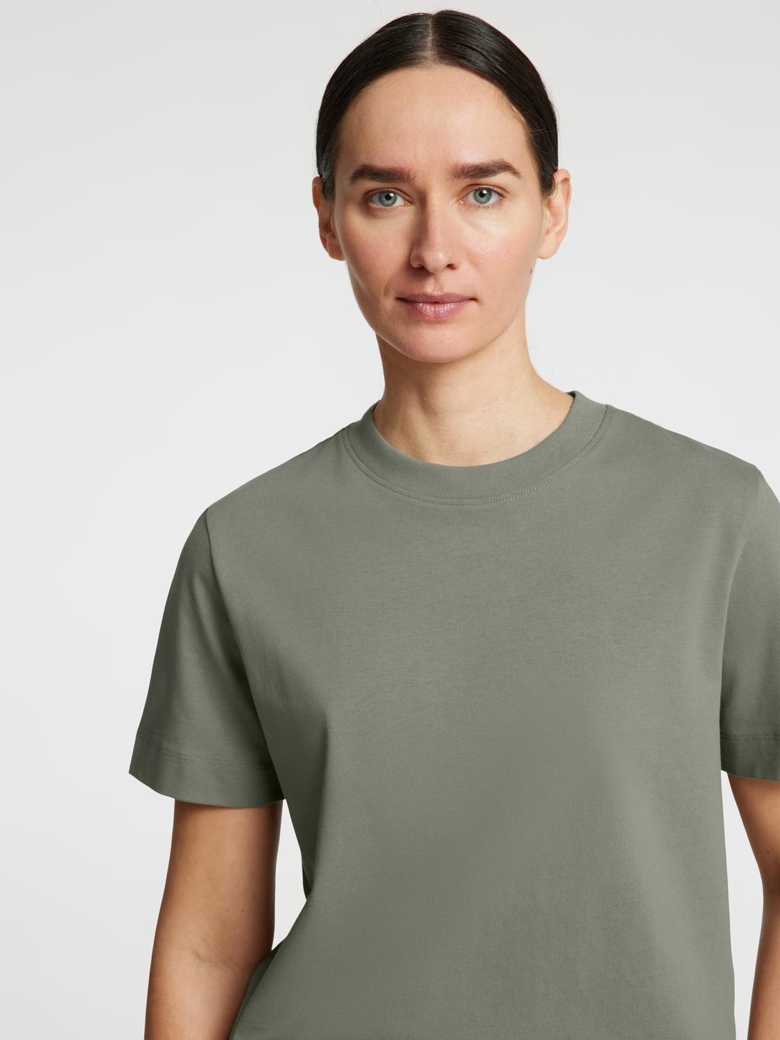 Essential ss boxy tee