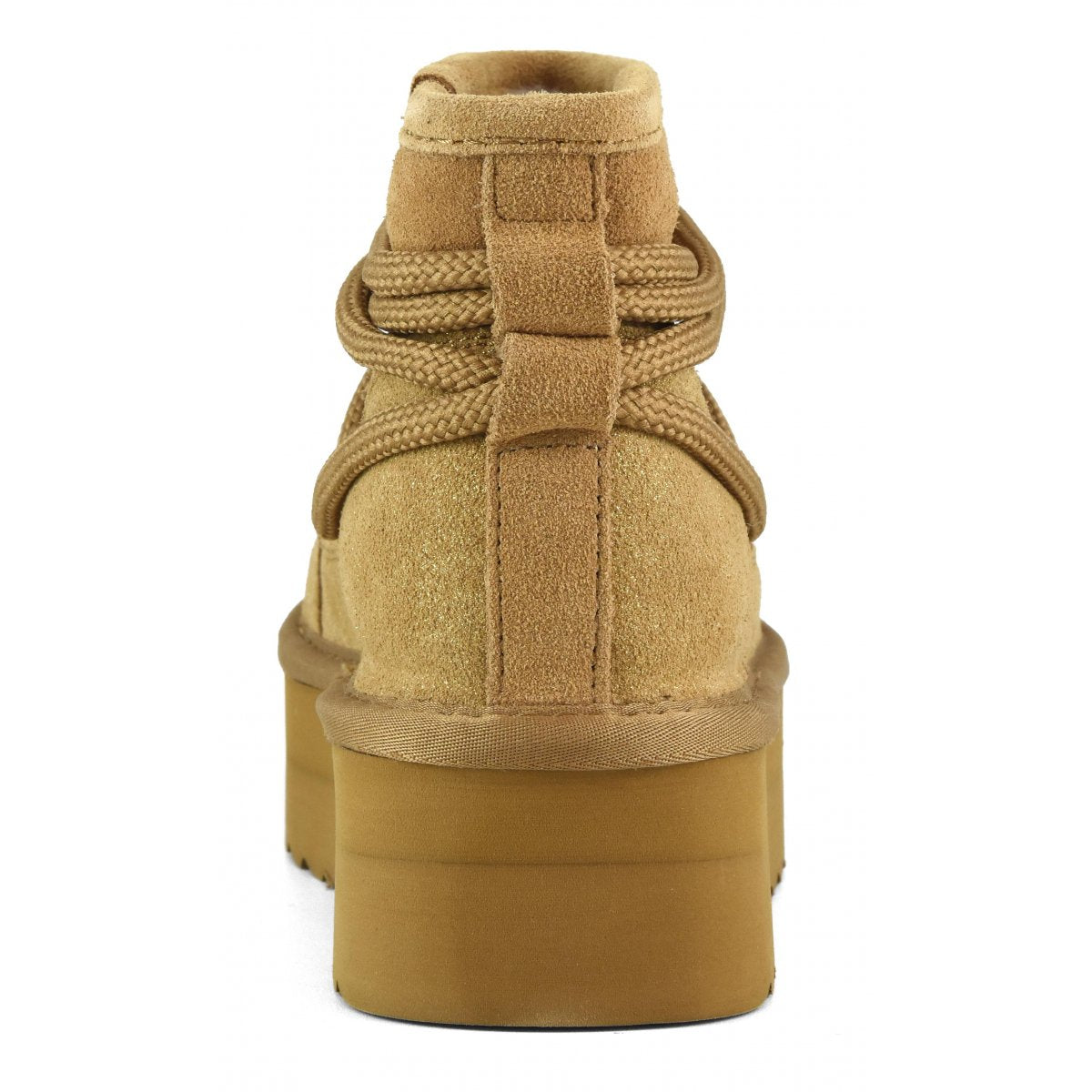 Short platform montain look