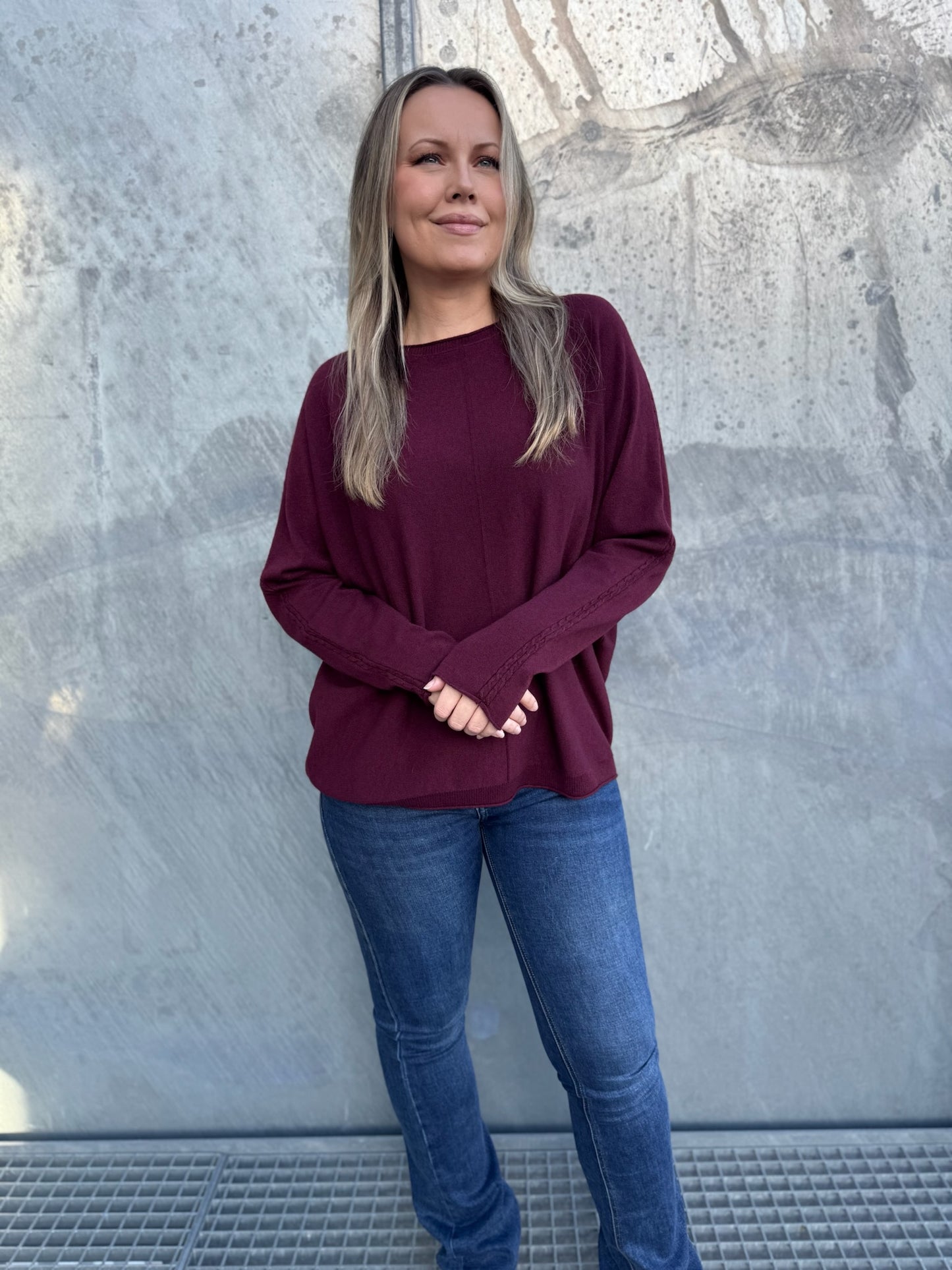 Emma genser med flette