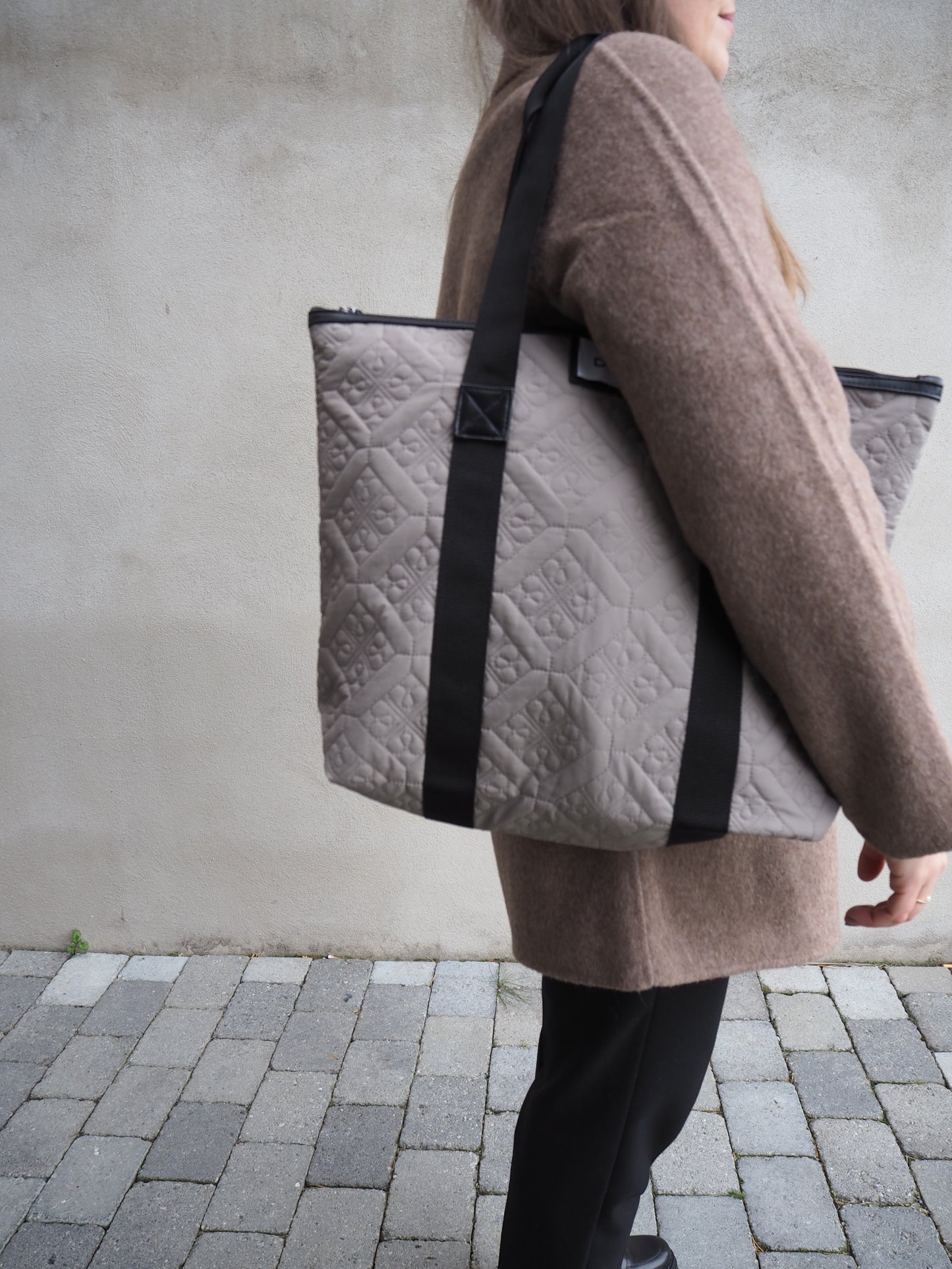 Day Gweneth RE-Q Flotile Bag M