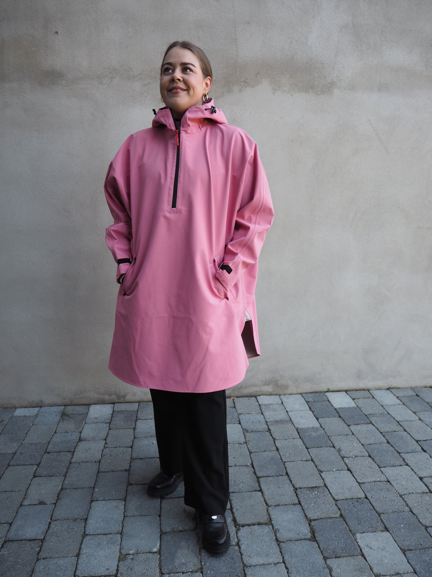 MUNK Poncho