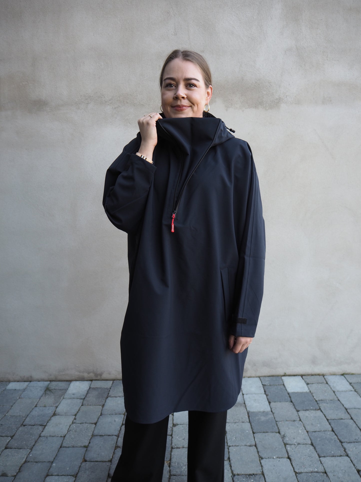 MUNK Poncho