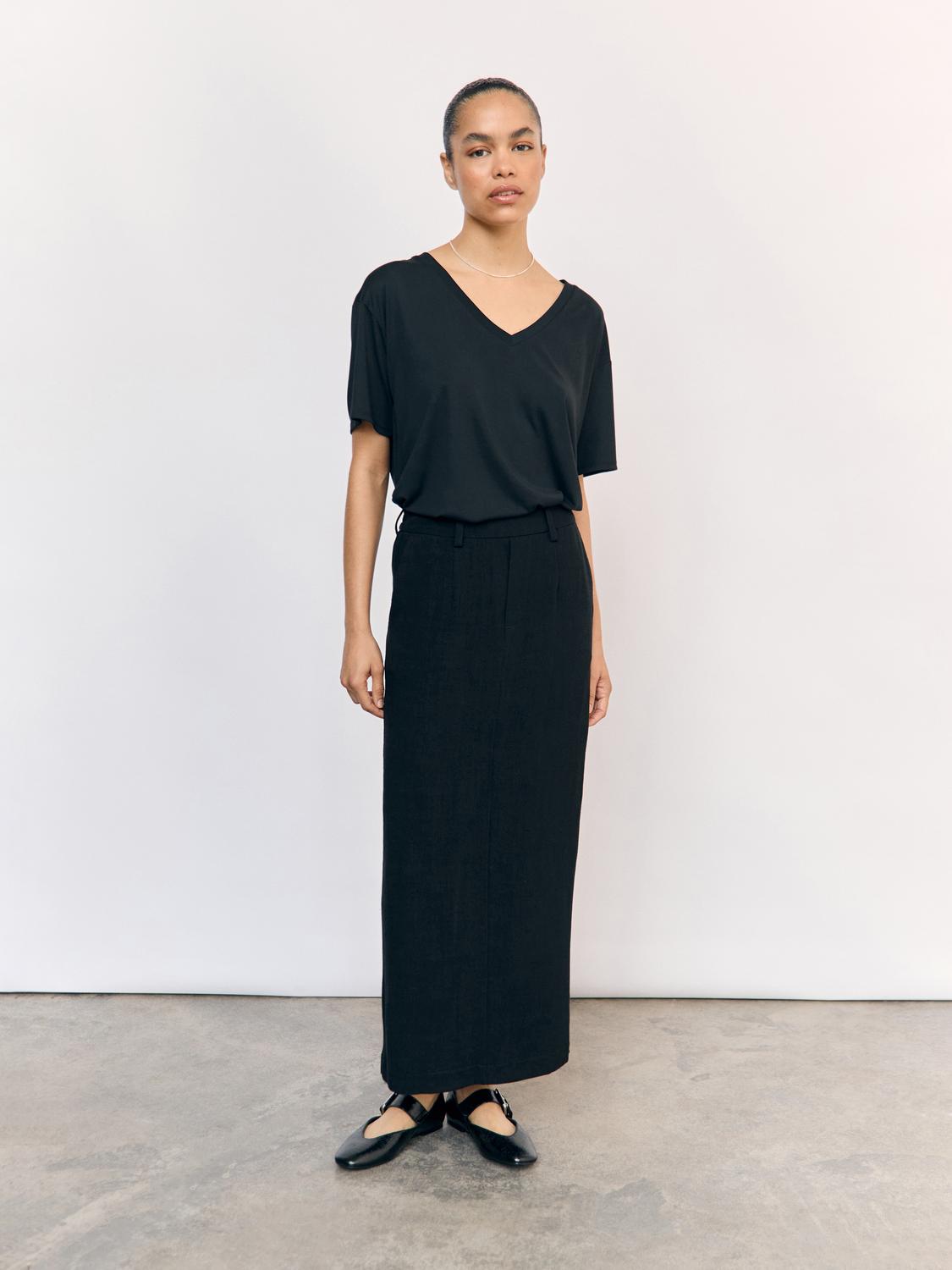 Annie RE S/S V-neck top - Svart