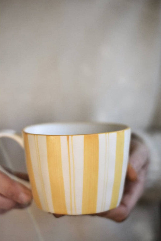 Krus matt med striper gul 7,5cm