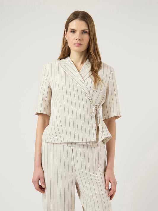 Yaslinura 2/4 Linen Blend Blazer