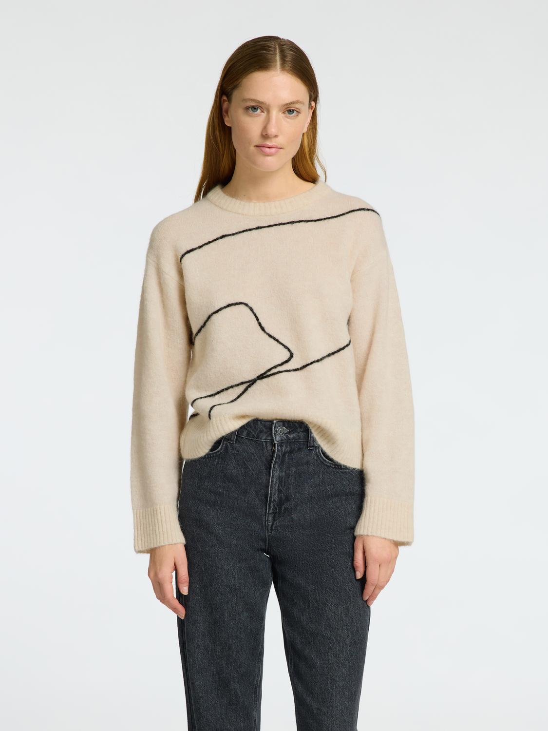 Sia Ras LS Knit Artwork O-neck