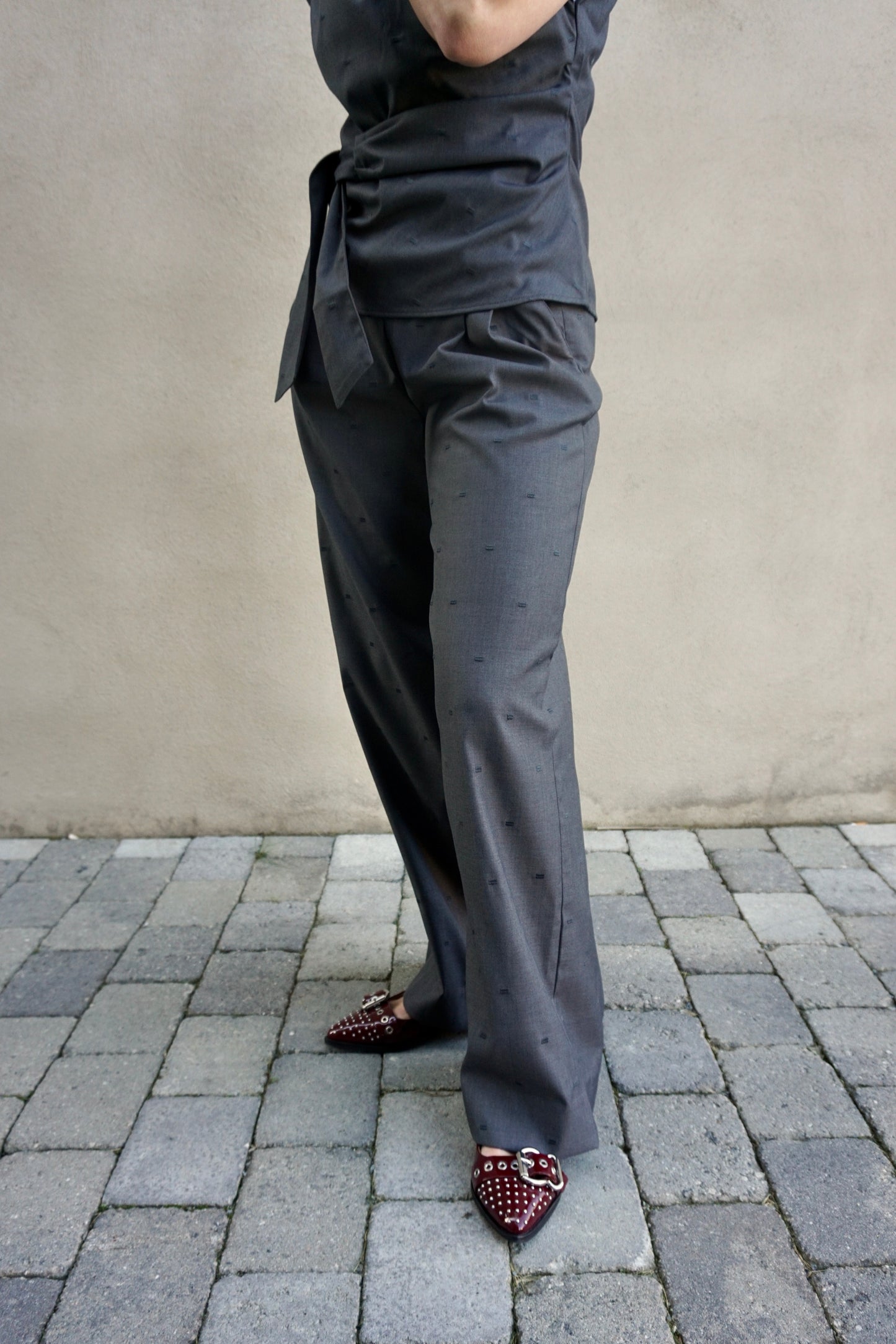 SagaCC Pleat pant mid grey