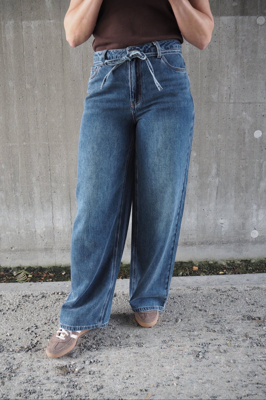 Objrosie Mw Wide Jeans Noos