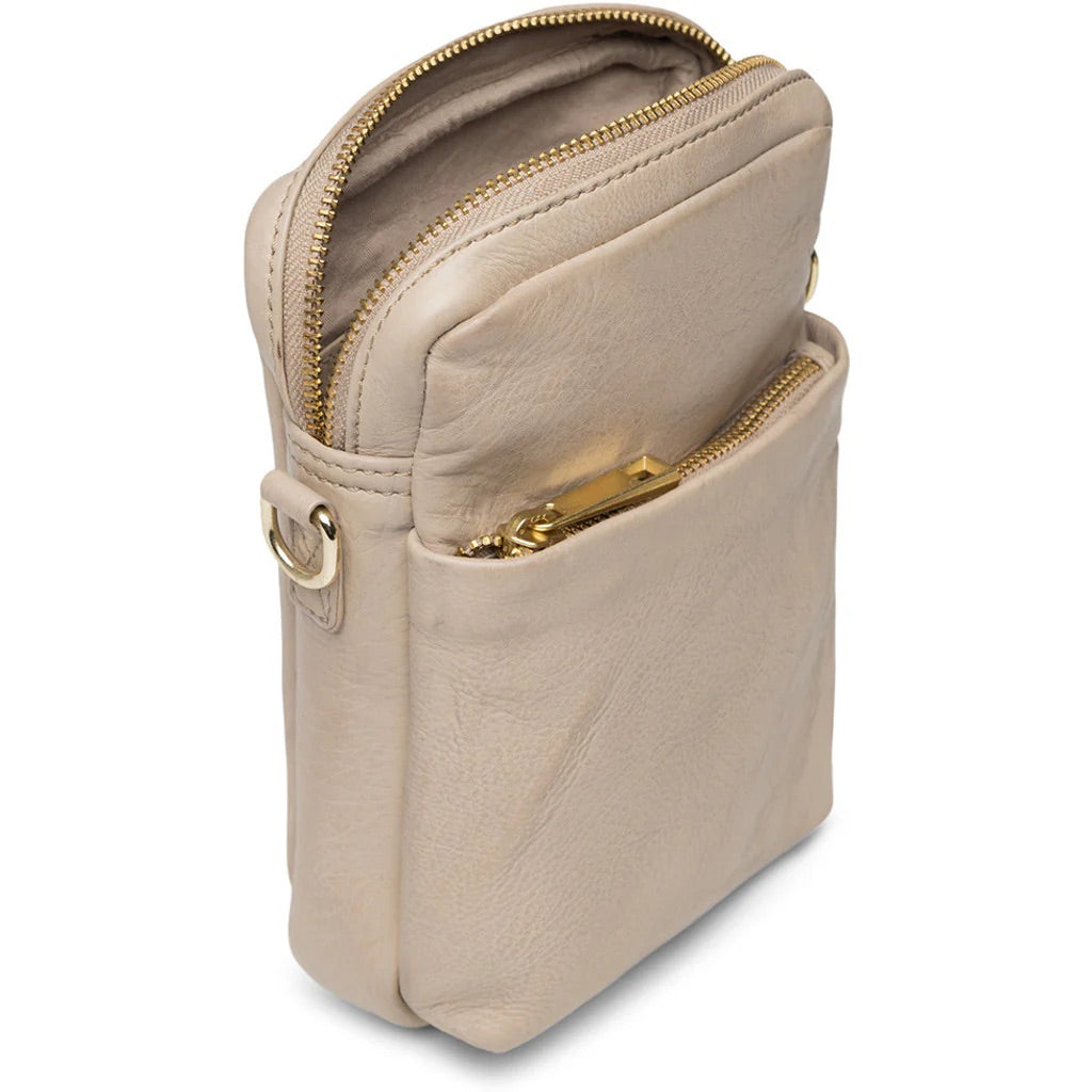 Classic mobile bag in soft leather quality