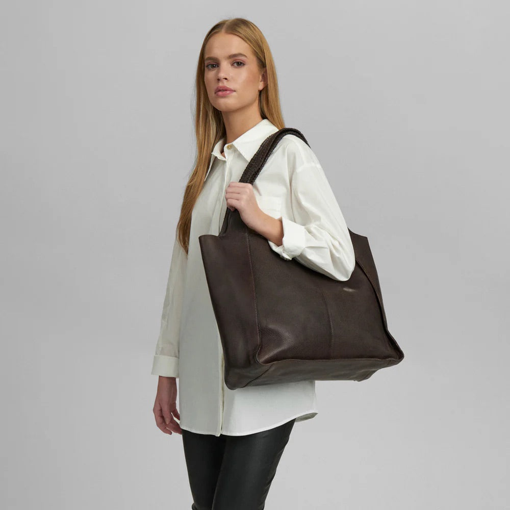 Exclusive shopper