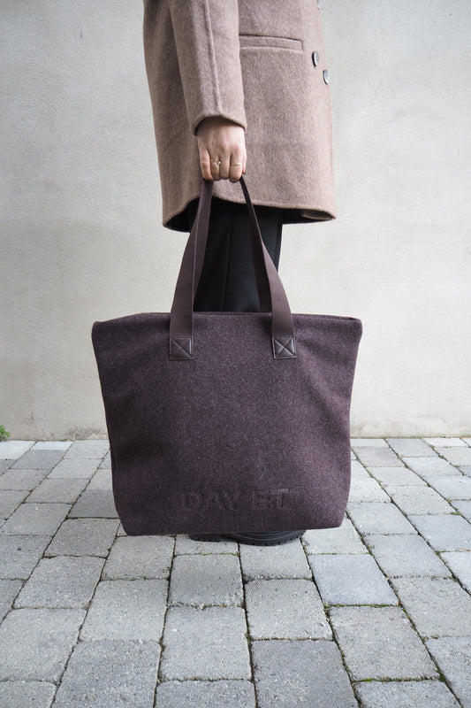 DAY WOOLEN  BAG