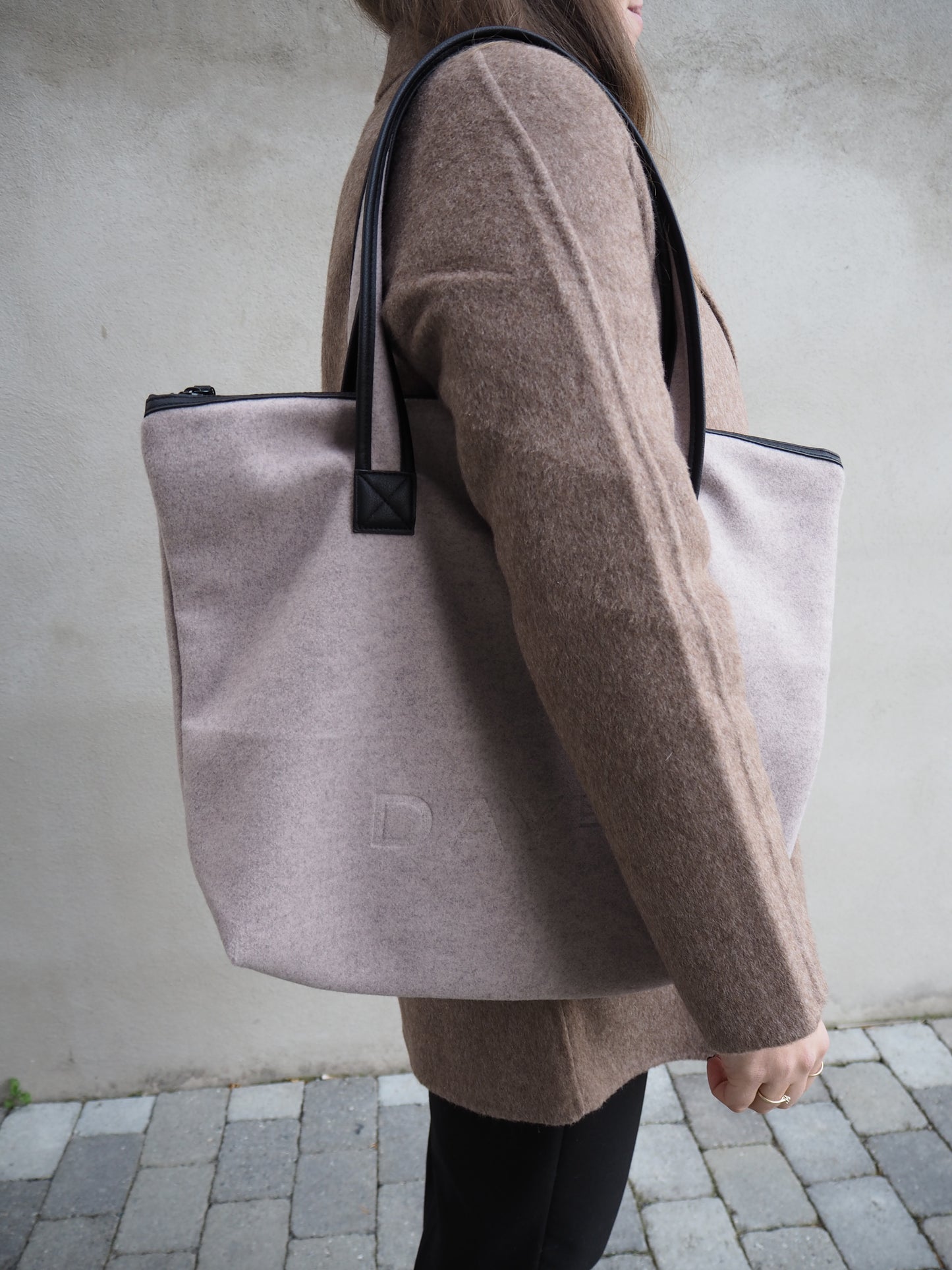 DAY WOOLEN BAG M