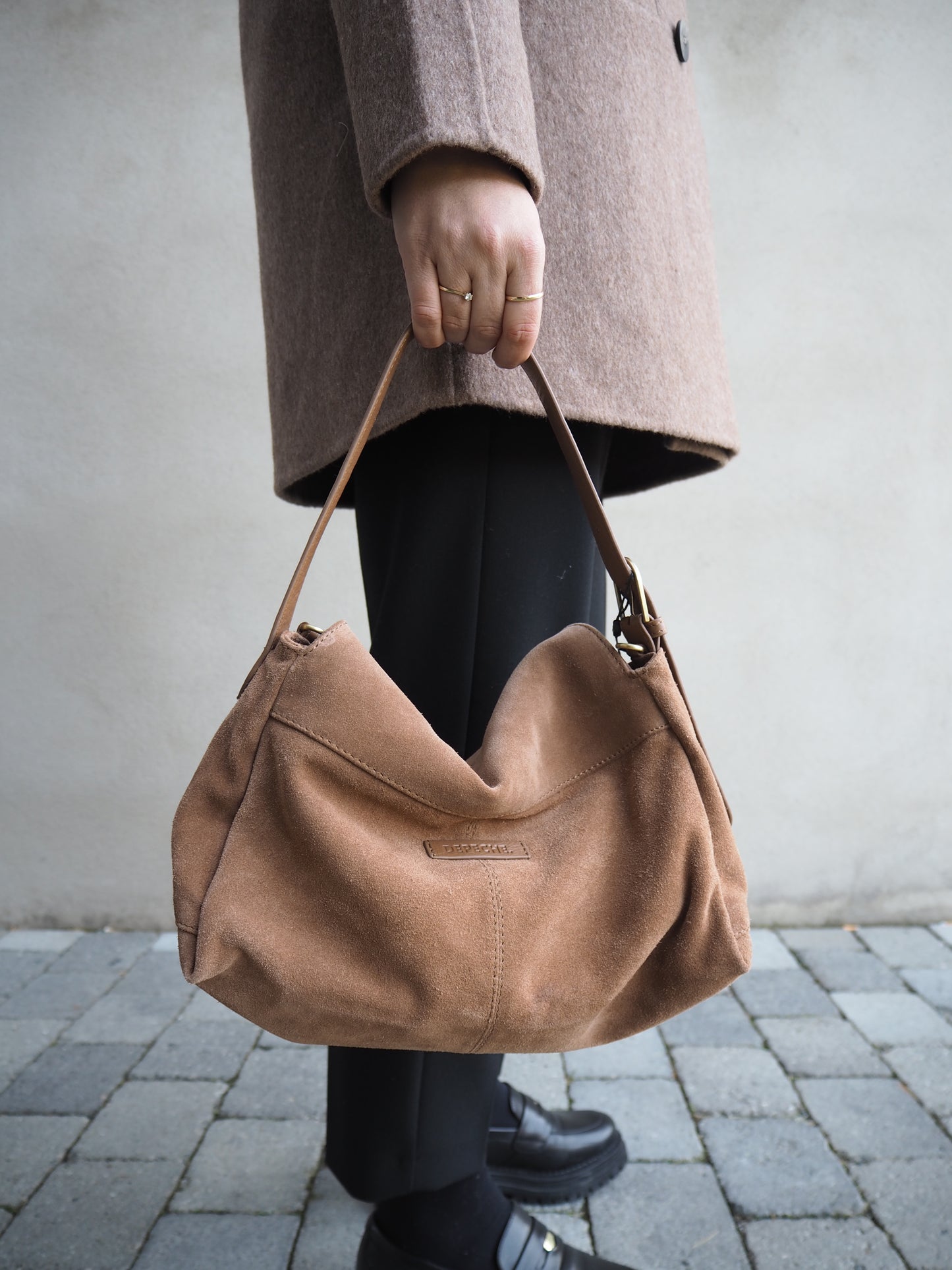Exclusive suede crossbody bag