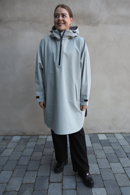 MUNK Poncho