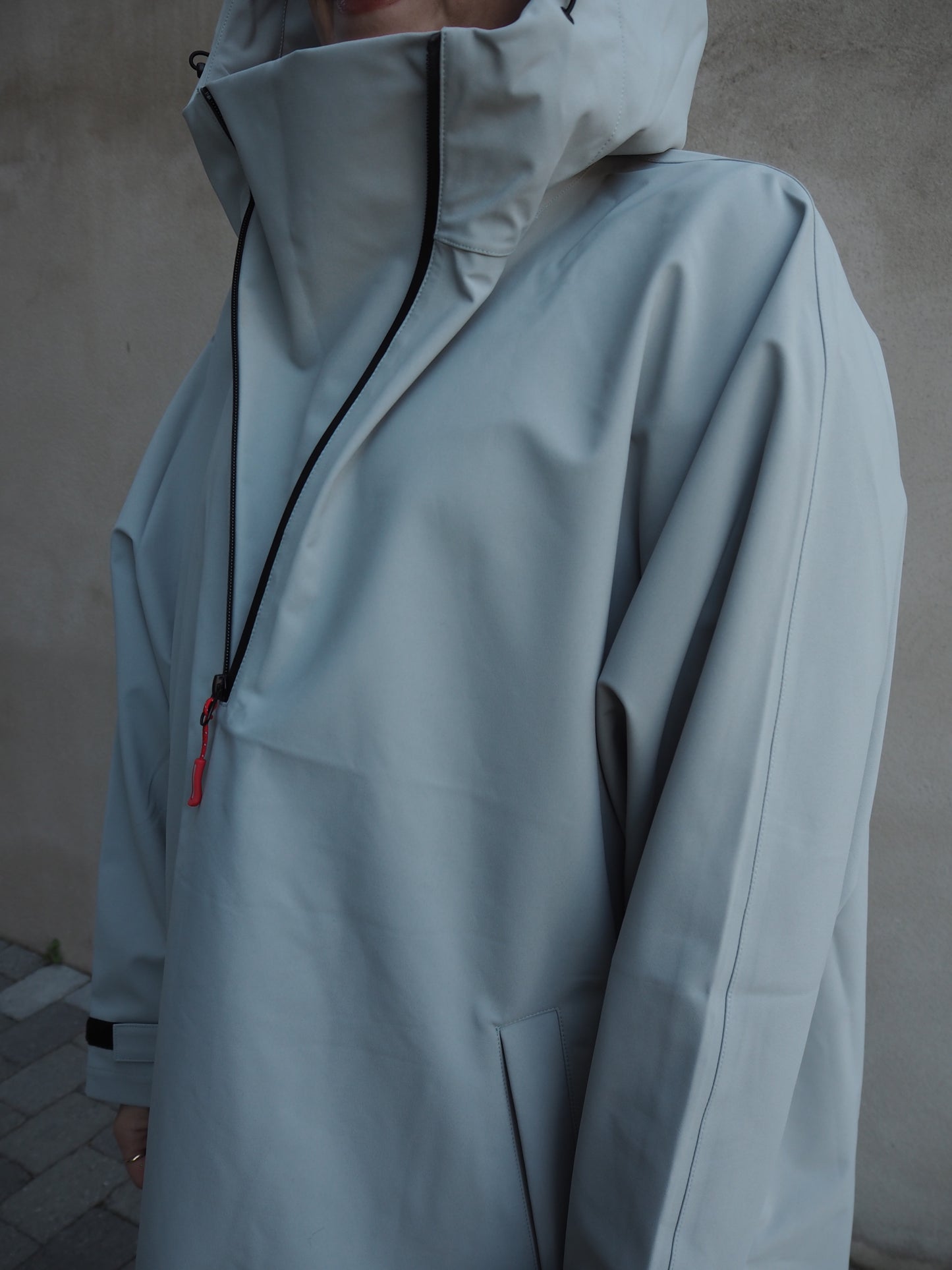 MUNK Poncho