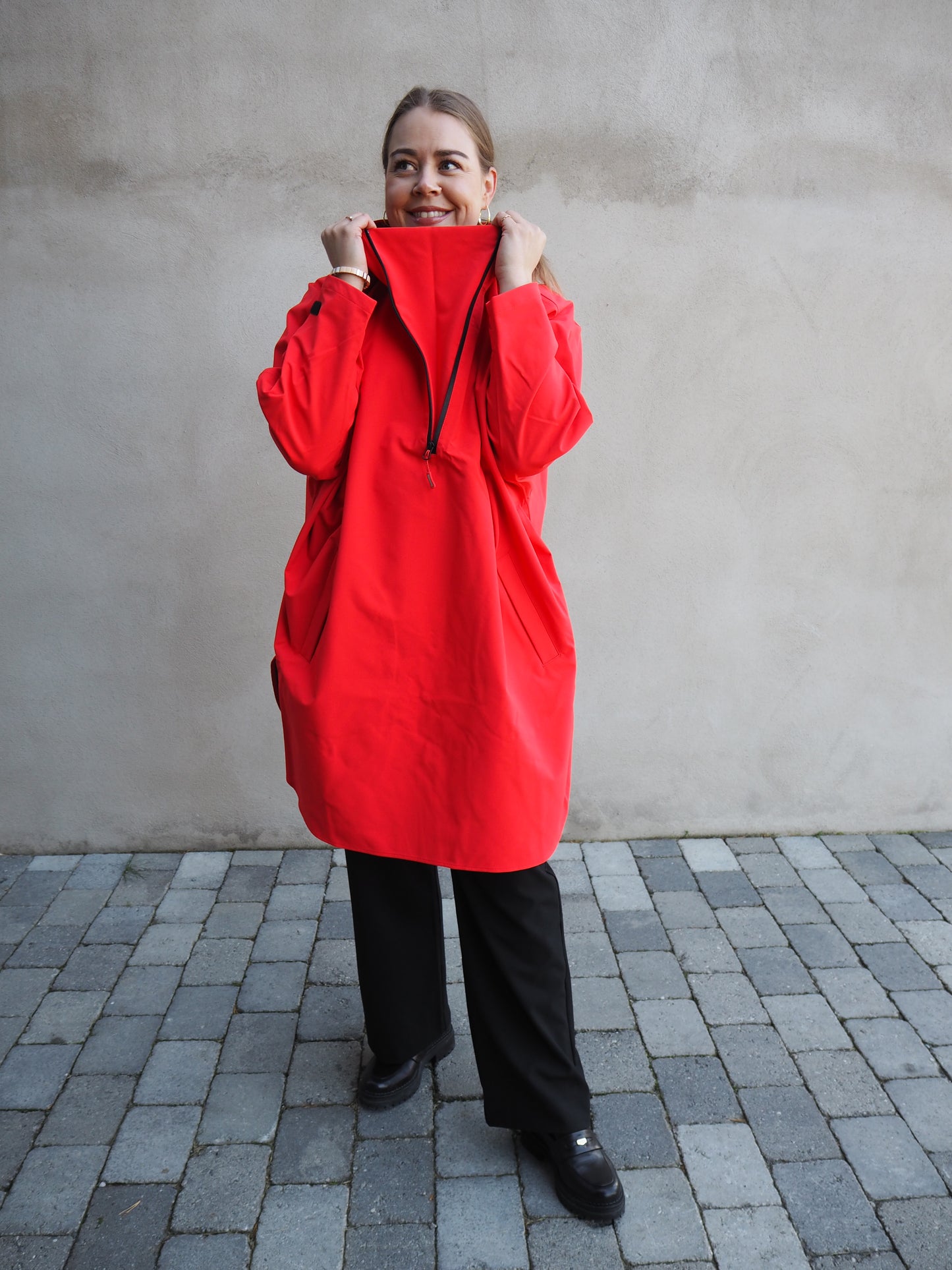 MUNK Poncho