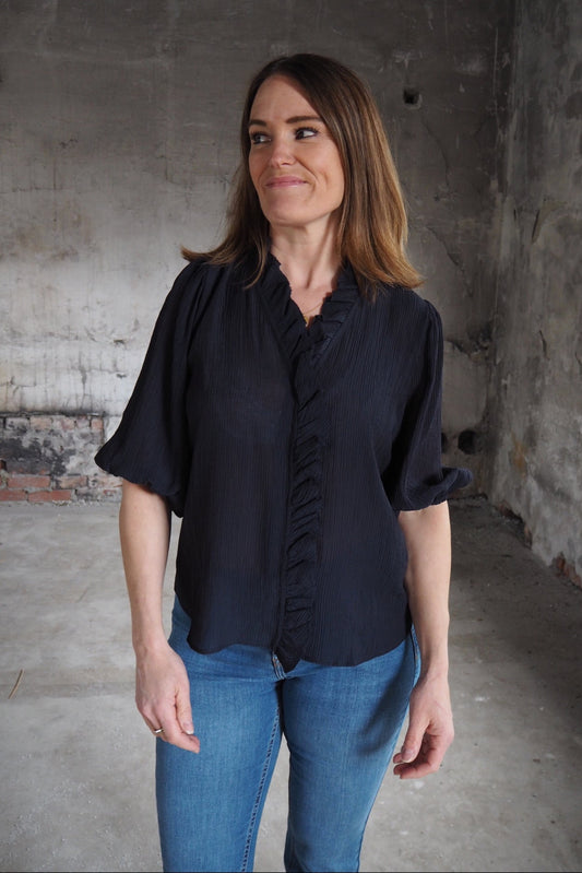 Anika Frill SS Shirt