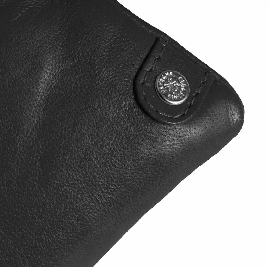 Small purse in soft leather