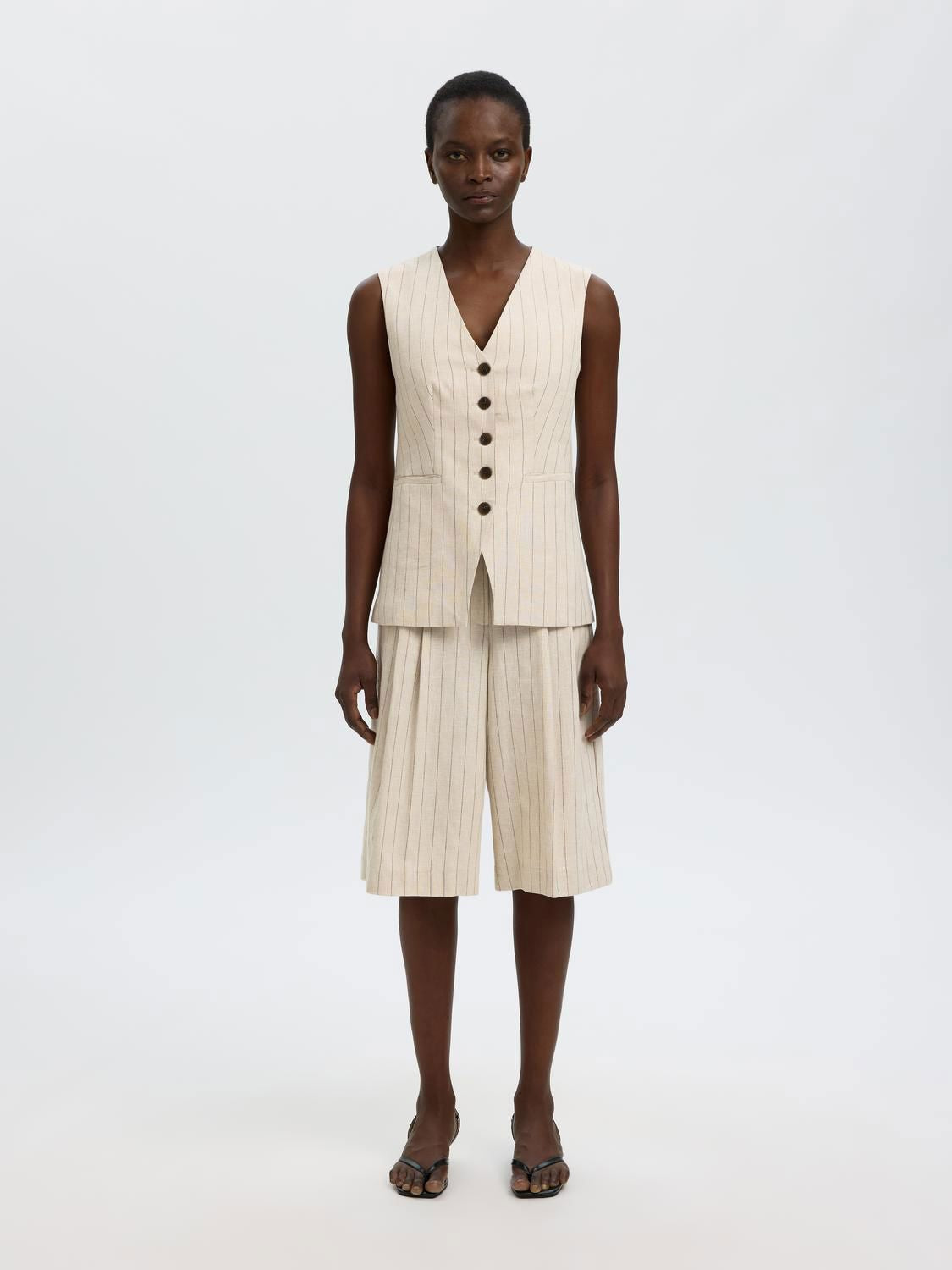 Slffitted Vilka Vest