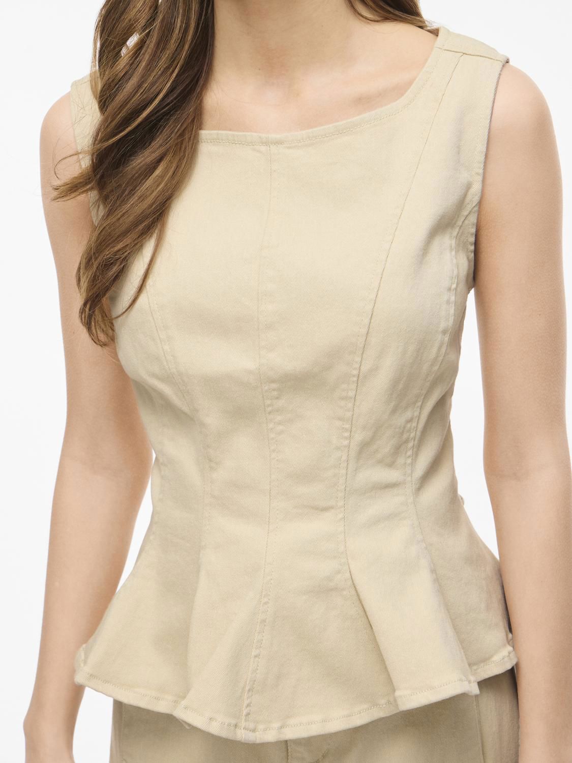 Vichia Peplum Top