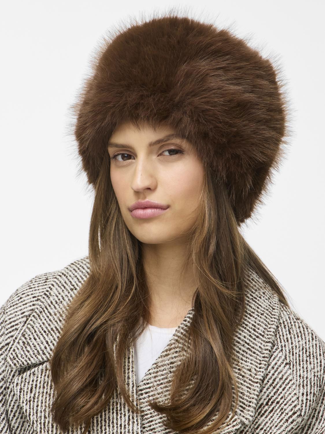 Vimolly Pillbox Hat /ef