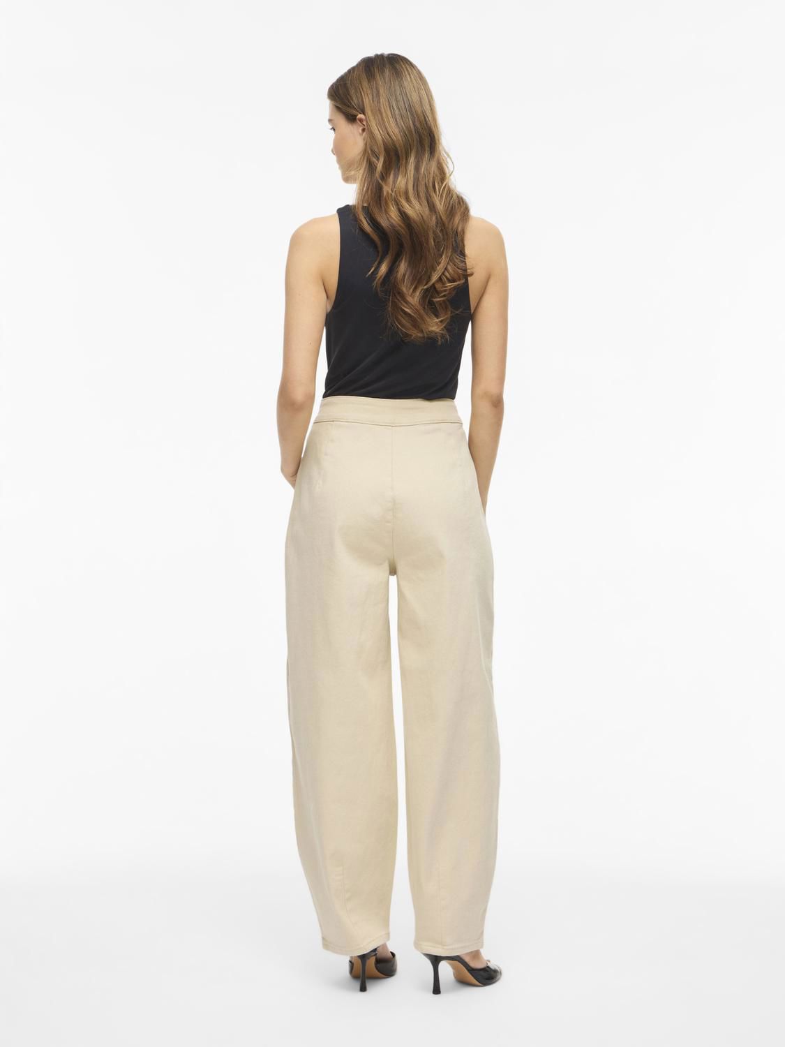 Vichia Hw Barrel Jeans
