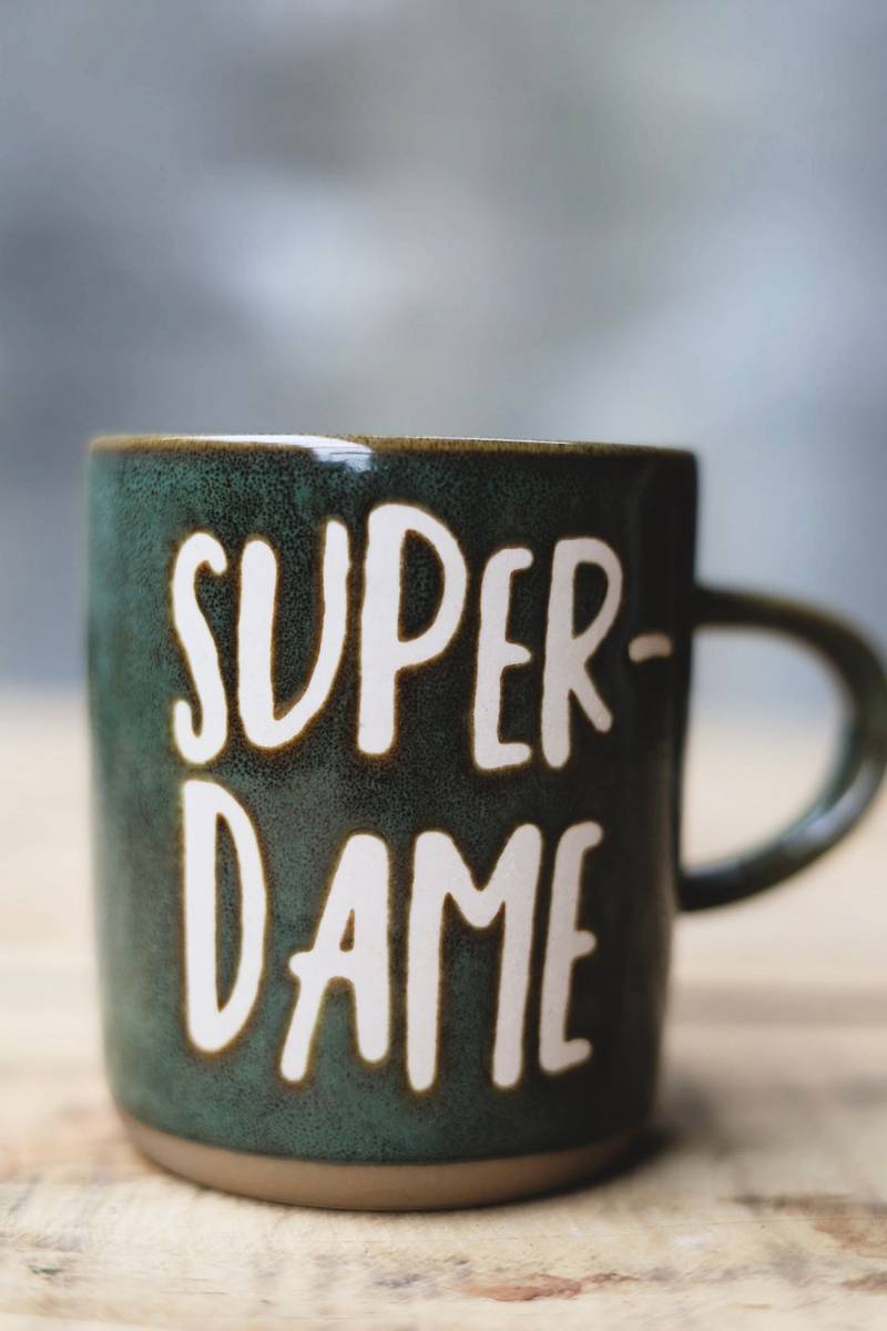 "Superdame"
